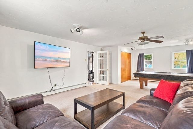6 Oakhurst Street, Ayer, MA 01432