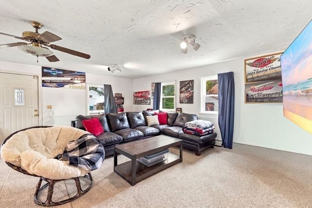 6 Oakhurst Street, Ayer, MA 01432