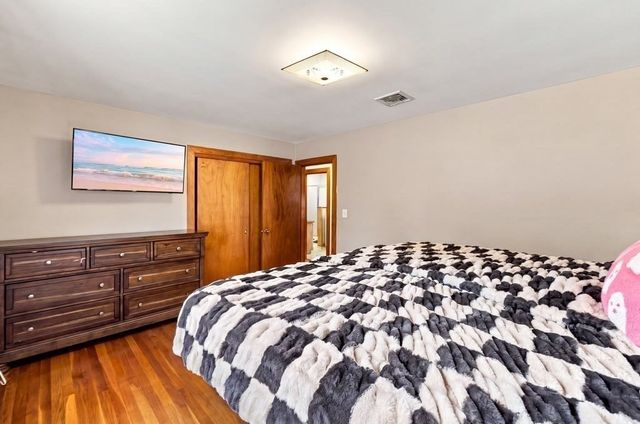 6 Oakhurst Street, Ayer, MA 01432