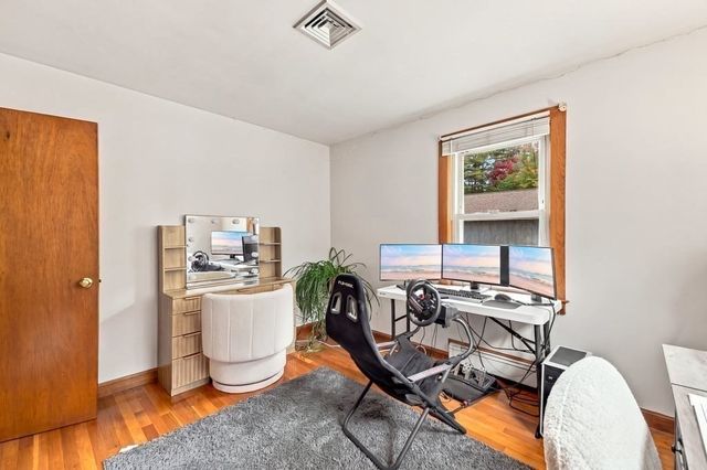 6 Oakhurst Street, Ayer, MA 01432