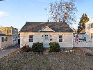 39 Richard Street, Manchester, NH 03103