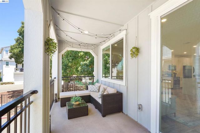 24107 Amaranth Loop, Hayward, CA 94541