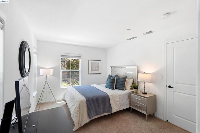 24107 Amaranth Loop, Hayward, CA 94541