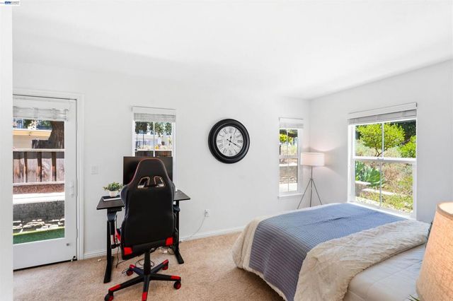 24107 Amaranth Loop, Hayward, CA 94541