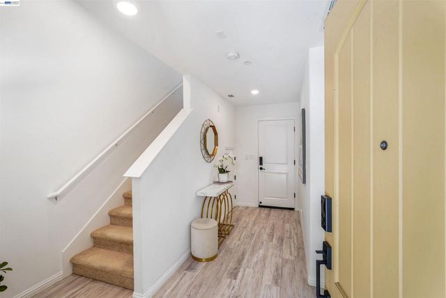 24107 Amaranth Loop, Hayward, CA 94541