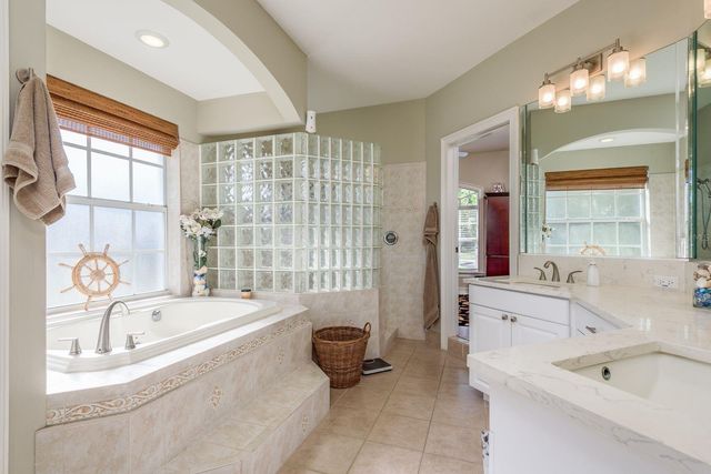 6207 CLAIRE DE LUNE COURT, New Port Richey, FL 34655