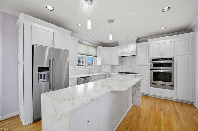 5 Beaver Castle CT, Hampton, VA 23666