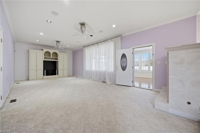 5 Beaver Castle CT, Hampton, VA 23666