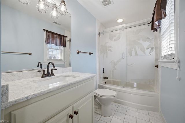 5 Beaver Castle CT, Hampton, VA 23666