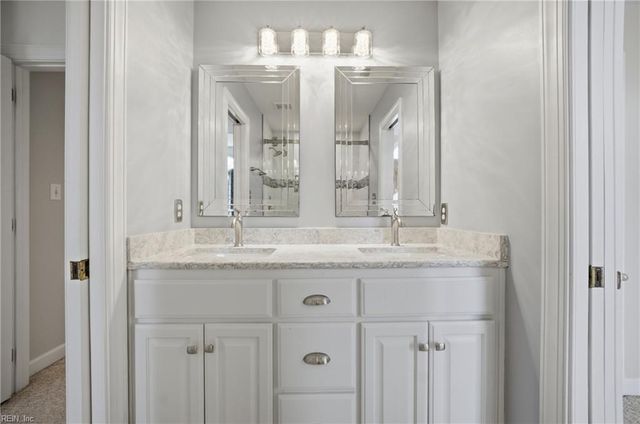 5 Beaver Castle CT, Hampton, VA 23666