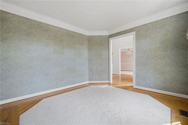 5 Beaver Castle CT, Hampton, VA 23666