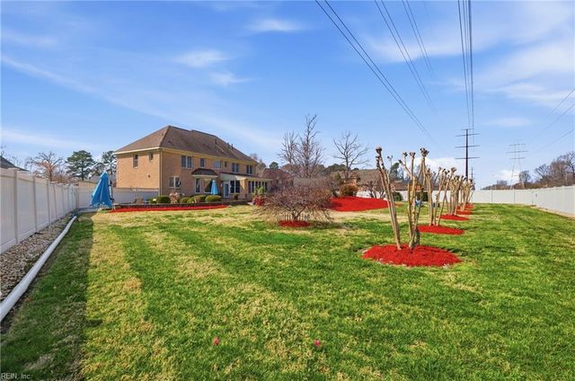 5 Beaver Castle CT, Hampton, VA 23666