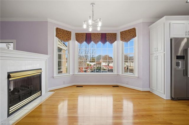 5 Beaver Castle CT, Hampton, VA 23666