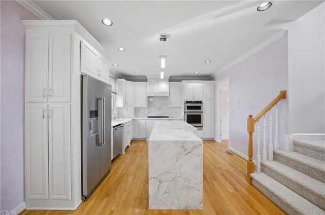 5 Beaver Castle CT, Hampton, VA 23666