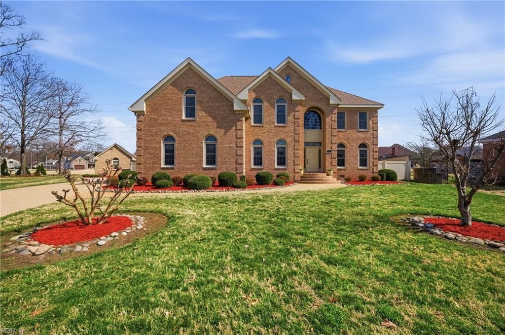 5 Beaver Castle CT, Hampton, VA 23666