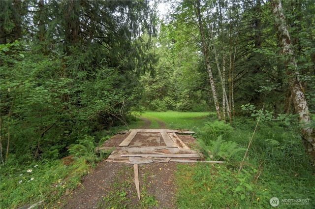 5283 SE Lynch Road, Shelton, WA 98584