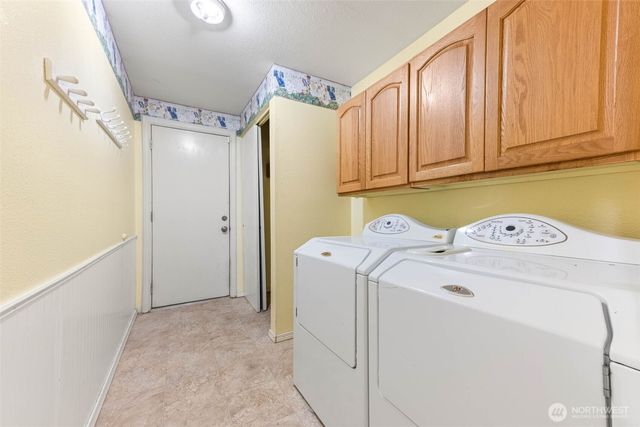 8529 37th Circle SE, Lacey, WA 98503