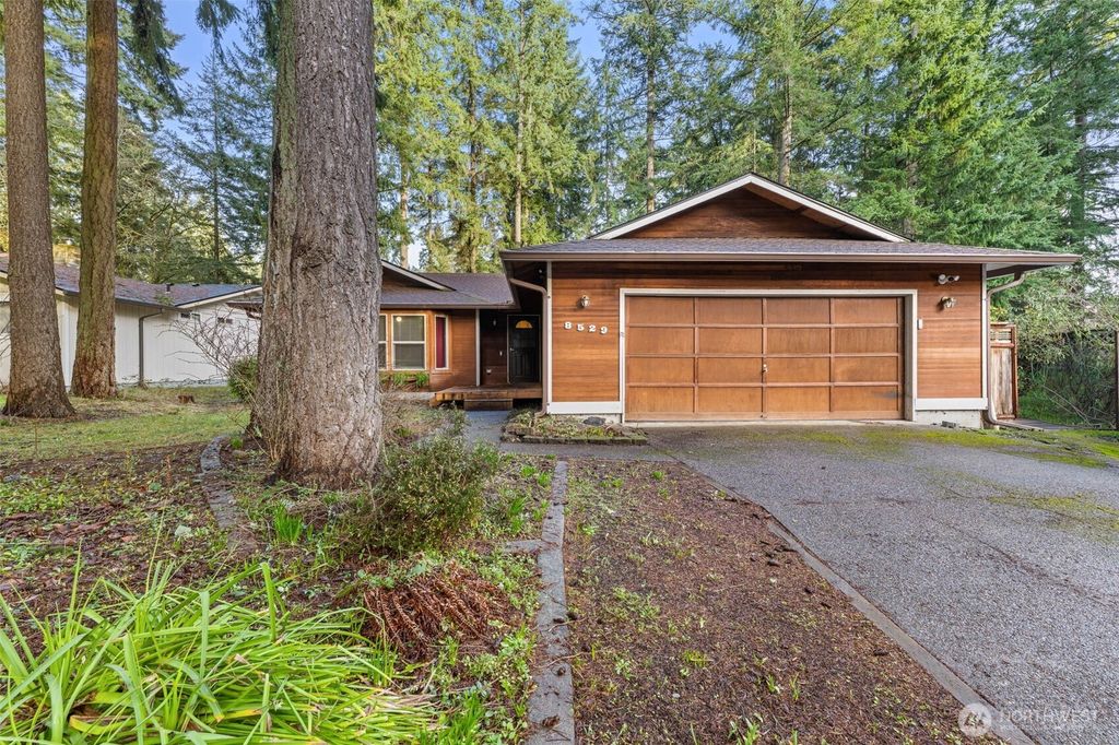 8529 37th Circle SE, Lacey, WA 98503