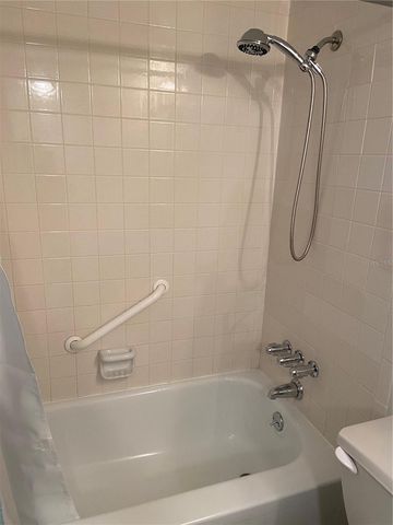 8470 W GULF BOULEVARD 304, Treasure Island, FL 33706