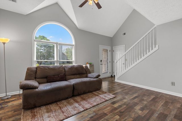 1233 Aspen Street, Lexington, KY 40509