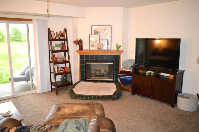 209-215 School Road, Cottage Grove, WI 53527