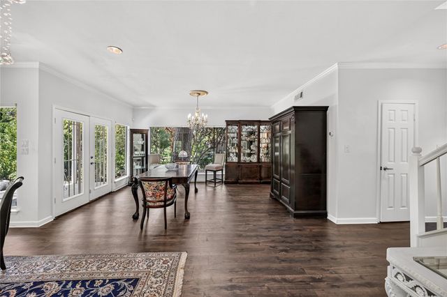 9400 Doliver Drive 16, Houston, TX 77063