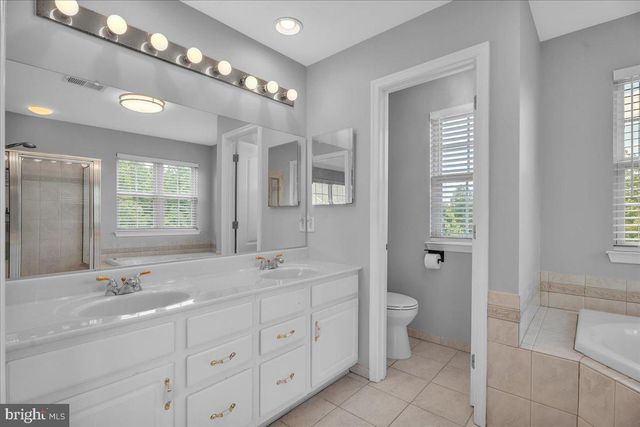 20 SAINT ANDREWS CT, Westampton, NJ 08060