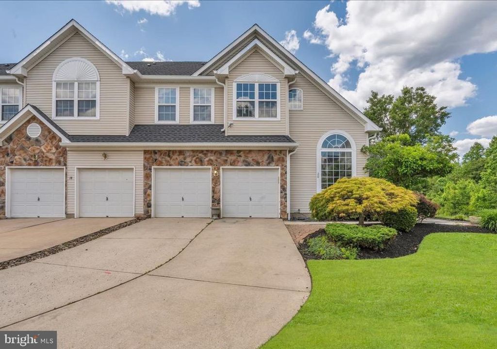 20 SAINT ANDREWS CT, Westampton, NJ 08060
