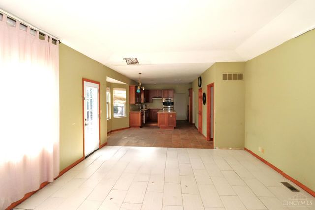 8026 Quail Meadow Lane, West Chester, OH 45069