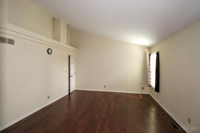 8026 Quail Meadow Lane, West Chester, OH 45069