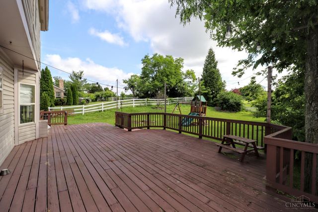 8026 Quail Meadow Lane, West Chester, OH 45069