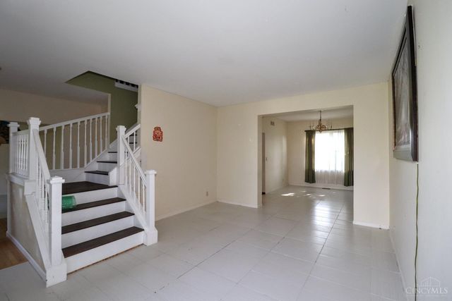 8026 Quail Meadow Lane, West Chester, OH 45069