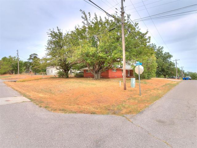 14957 Gilbert Street, Choctaw, OK 73020