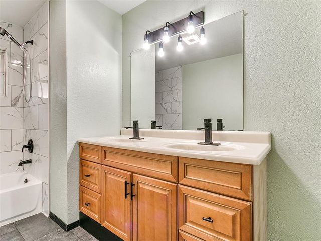 14957 Gilbert Street, Choctaw, OK 73020