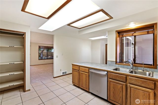 232 Planer Court SE, Olympia, WA 98513