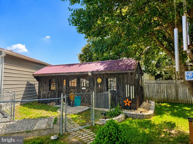 2 SEAY CT, Fredericksburg, VA 22405
