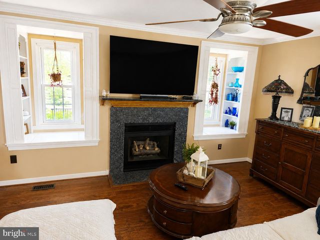 2 SEAY CT, Fredericksburg, VA 22405