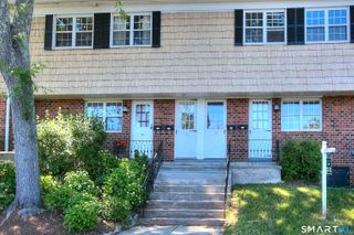 245 Unquowa Road 126, Fairfield, CT 06824