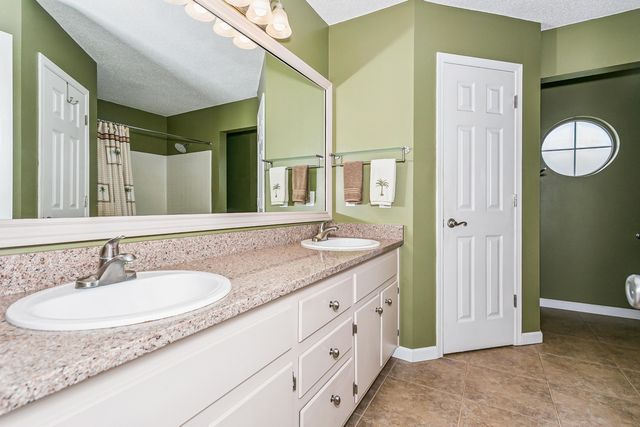 2201 Wedgewood Court, Navarre, FL 32566
