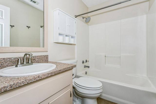 2201 Wedgewood Court, Navarre, FL 32566