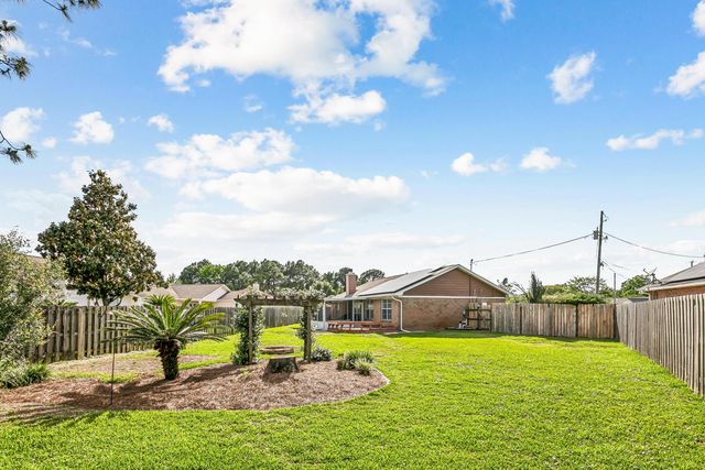 2201 Wedgewood Court, Navarre, FL 32566