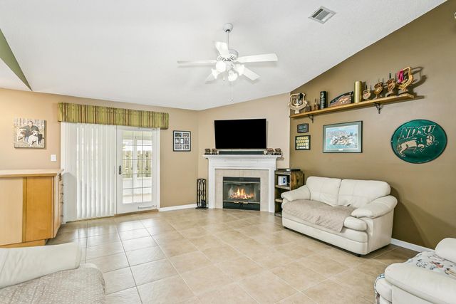 2201 Wedgewood Court, Navarre, FL 32566
