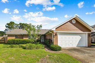 2201 Wedgewood Court, Navarre, FL 32566