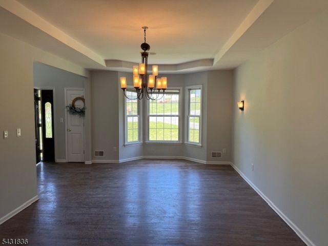 15 Berry Ct, Mount Olive Twp., NJ 07836