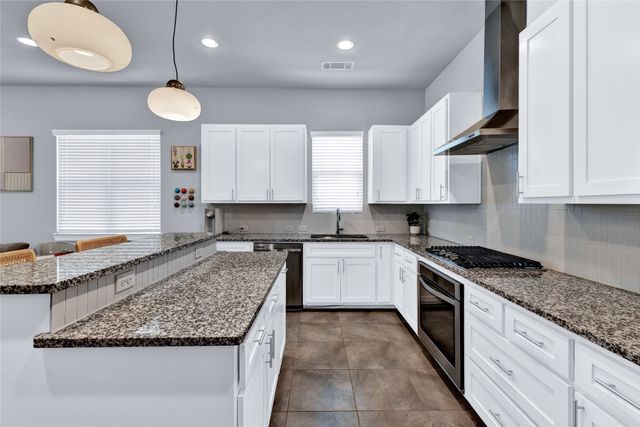 228 Wimberly Street, Fort Worth, TX 76107