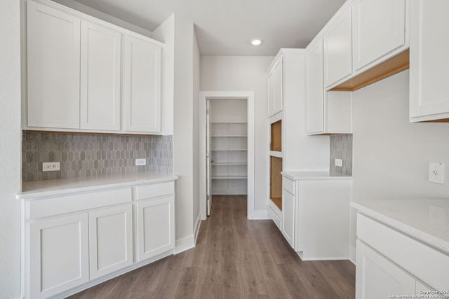 9322 Quail Crest Drive, Schertz, TX 78154