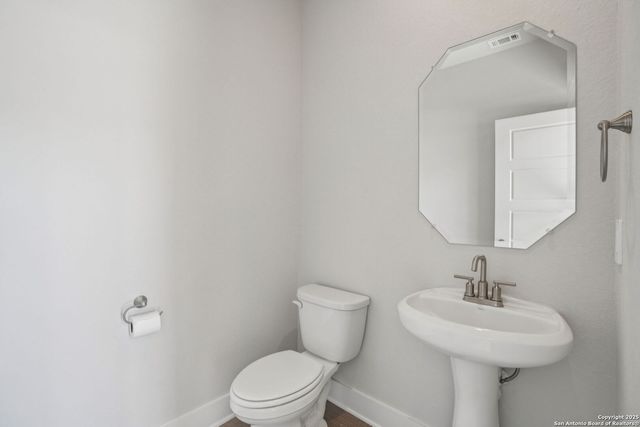 9322 Quail Crest Drive, Schertz, TX 78154