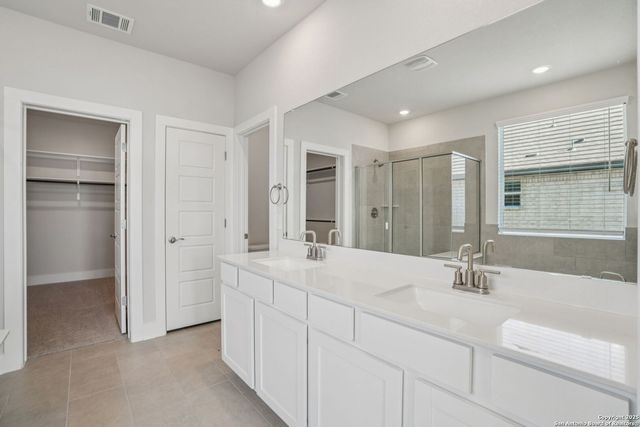 9322 Quail Crest Drive, Schertz, TX 78154