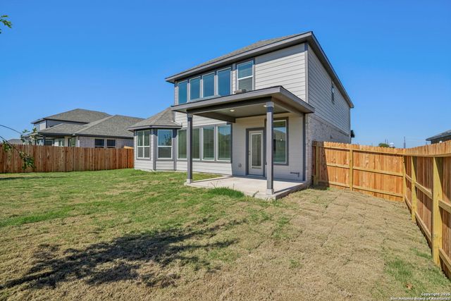 9322 Quail Crest Drive, Schertz, TX 78154