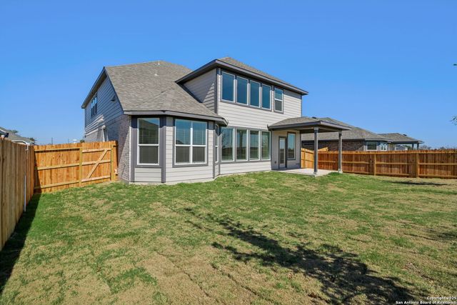 9322 Quail Crest Drive, Schertz, TX 78154